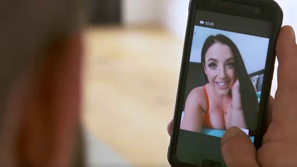 angela white swipes right finds a big dick to take care of her